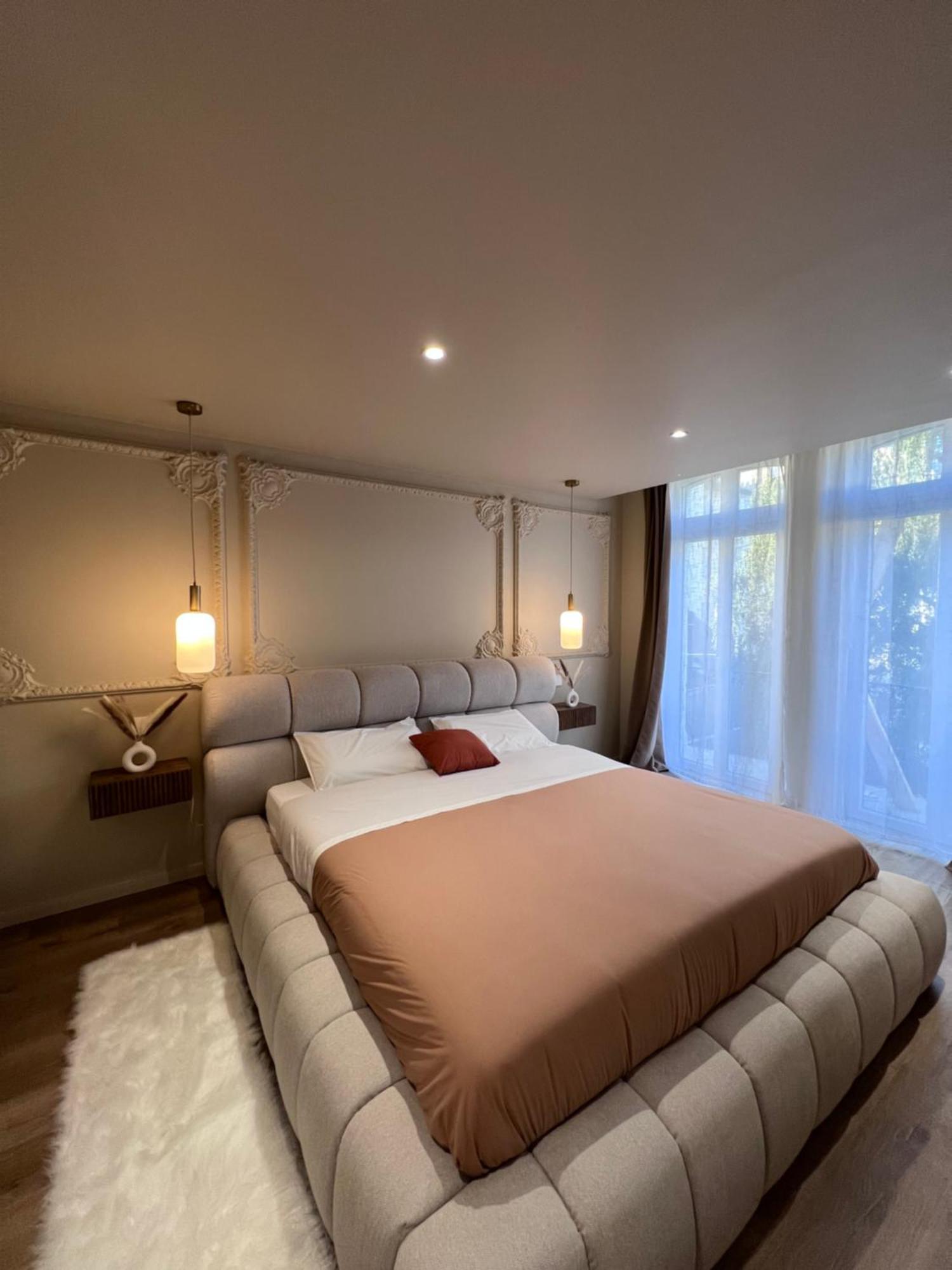 Eden Room - Luxe, Balneo & Sauna Le Mans Esterno foto